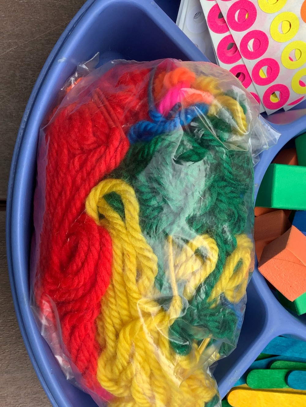 Multicolor Craft Kit - Picture 8 of 14